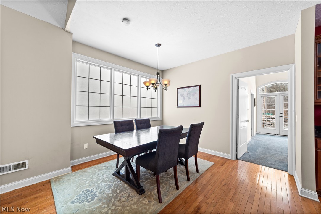 2425 Derbyshire Court Cleveland Heights OH 44106