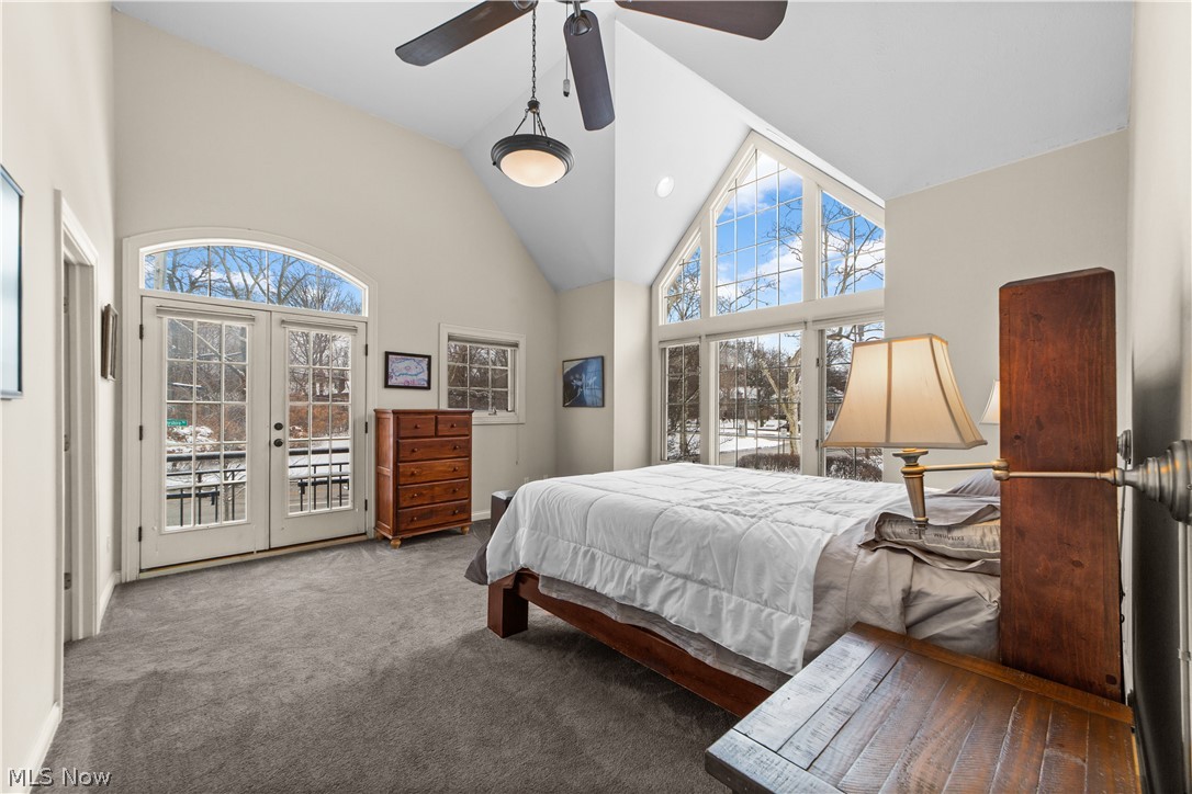 2425 Derbyshire Court Cleveland Heights OH 44106