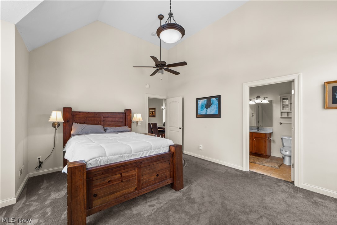 2425 Derbyshire Court Cleveland Heights OH 44106