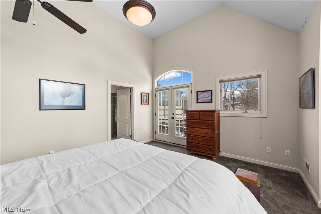 2425 Derbyshire Court Cleveland Heights OH 44106