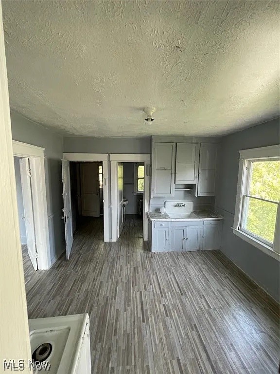 8909 Fuller Avenue Cleveland OH 44104