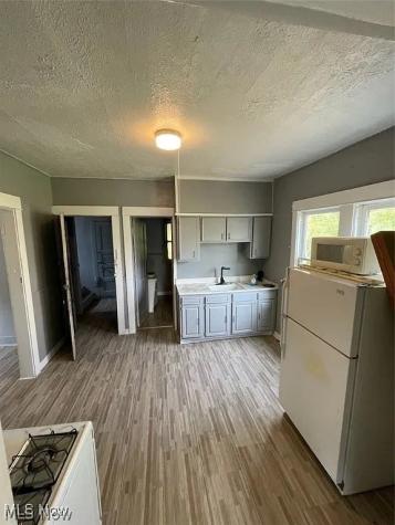 8909 Fuller Avenue Cleveland OH 44104
