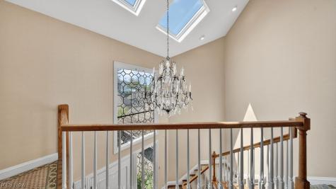 361 Darbys Run Bay Village OH 44140