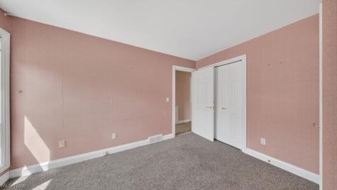 361 Darbys Run Bay Village OH 44140