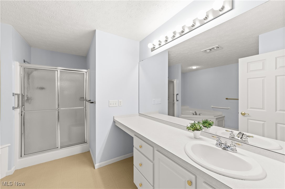 62 Community Drive Avon Lake OH 44012