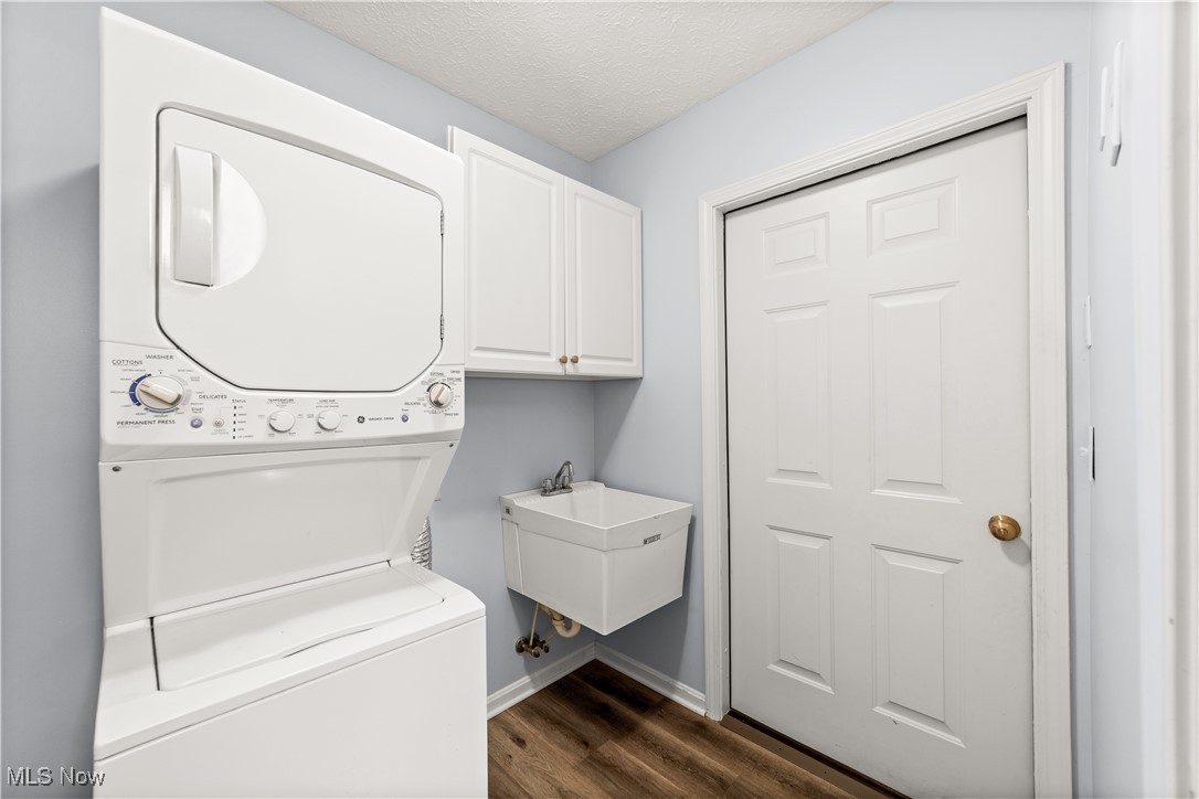 62 Community Drive Avon Lake OH 44012