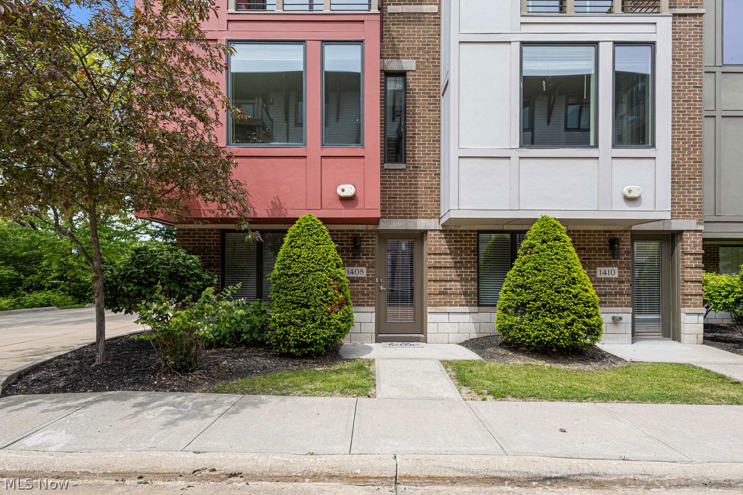 1408 Copper Trace Cleveland Heights OH 44118