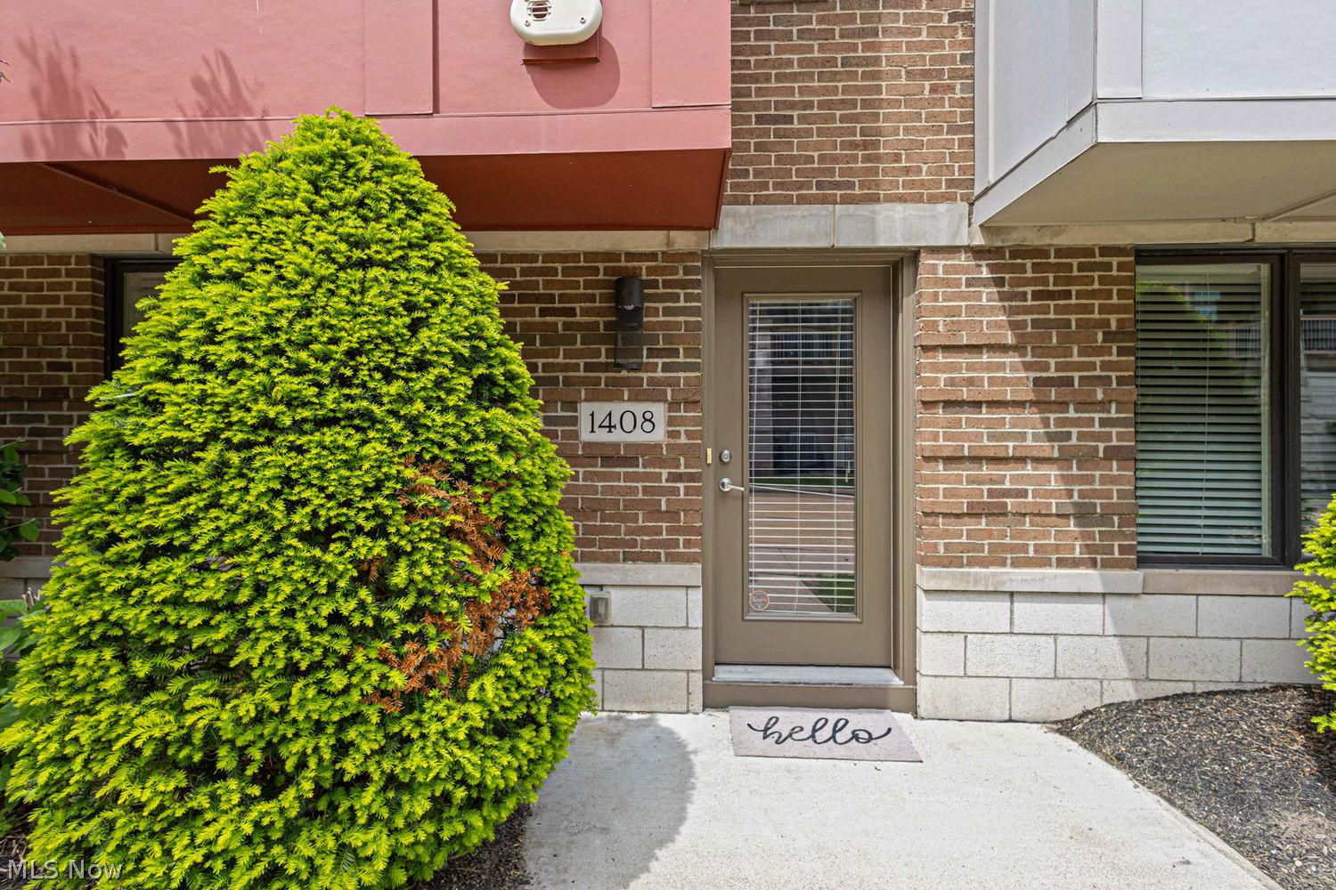 1408 Copper Trace Cleveland Heights OH 44118