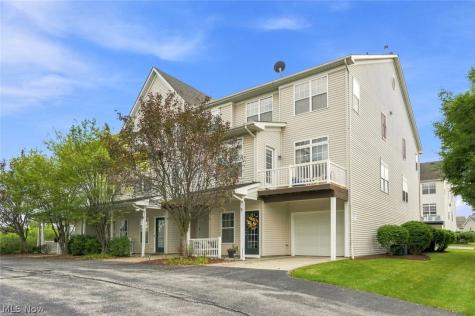 1214 E Chapman Lane Medina OH 44256