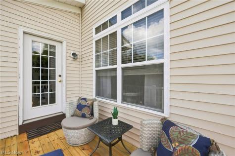 1214 E Chapman Lane Medina OH 44256