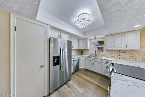 2033 Carlile Drive Uniontown OH 44685