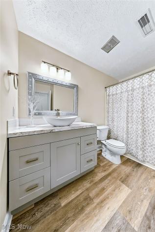 2033 Carlile Drive Uniontown OH 44685