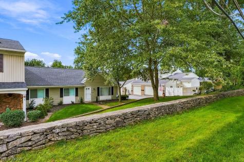 2033 Carlile Drive Uniontown OH 44685