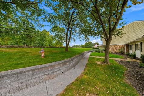 2033 Carlile Drive Uniontown OH 44685