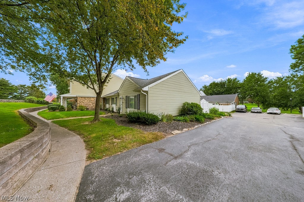 2033 Carlile Drive Uniontown OH 44685