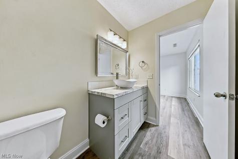 2033 Carlile Drive Uniontown OH 44685