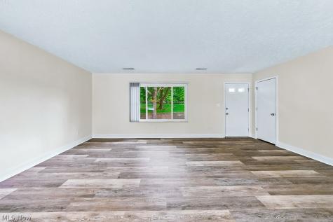 2033 Carlile Drive Uniontown OH 44685