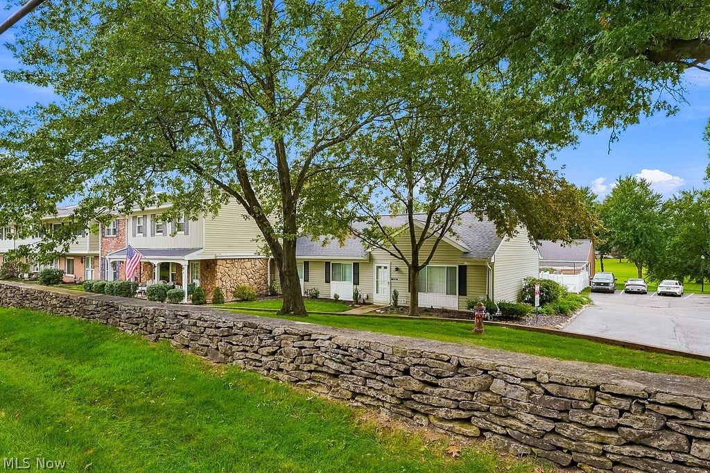 2033 Carlile Drive Uniontown OH 44685