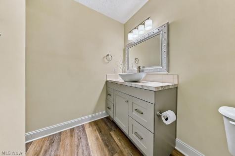 2033 Carlile Drive Uniontown OH 44685