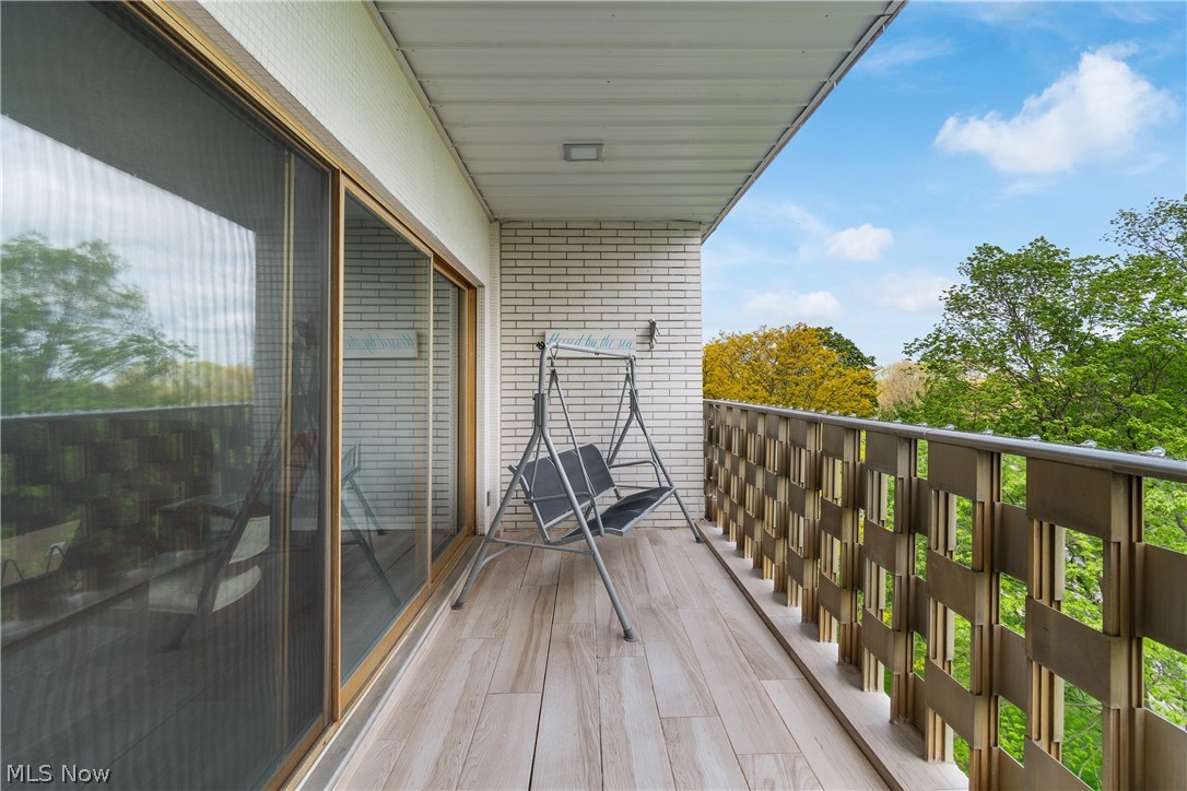 275 N Portage Path Akron OH 44303