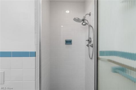 275 N Portage Path Akron OH 44303