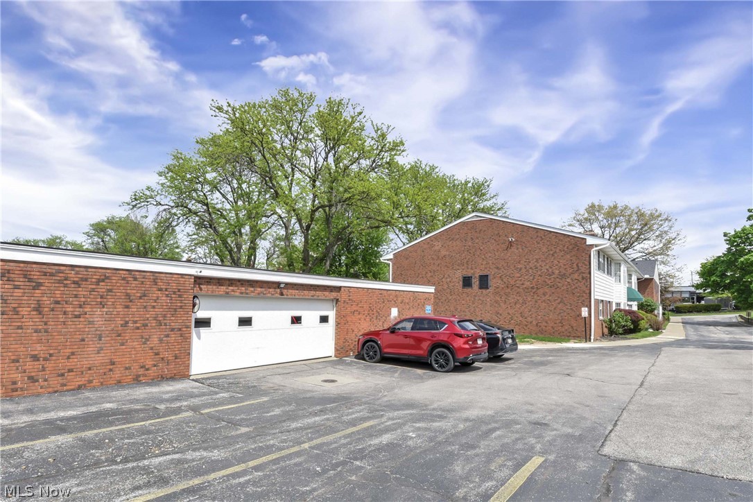 2948 Pease Drive Rocky River OH 44116