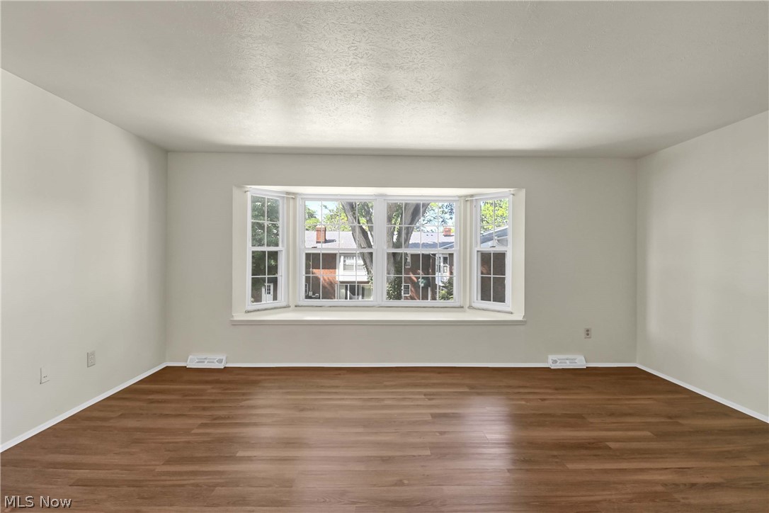 2948 Pease Drive Rocky River OH 44116