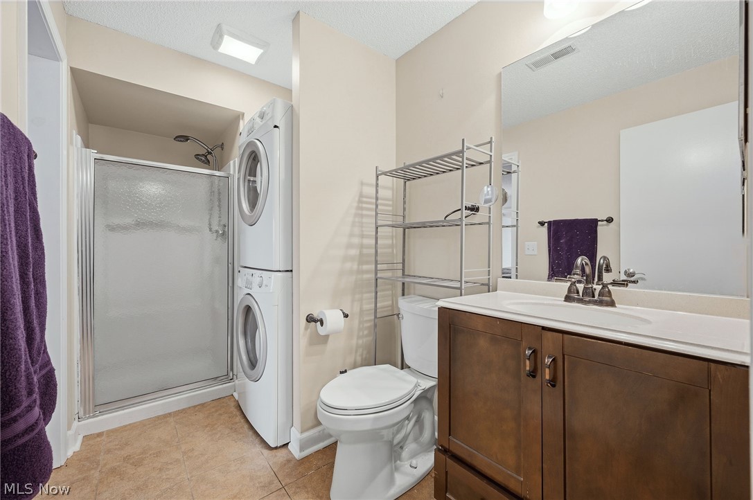240 Fox Hollow Drive Mayfield Heights OH 44124