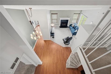 240 Fox Hollow Drive Mayfield Heights OH 44124