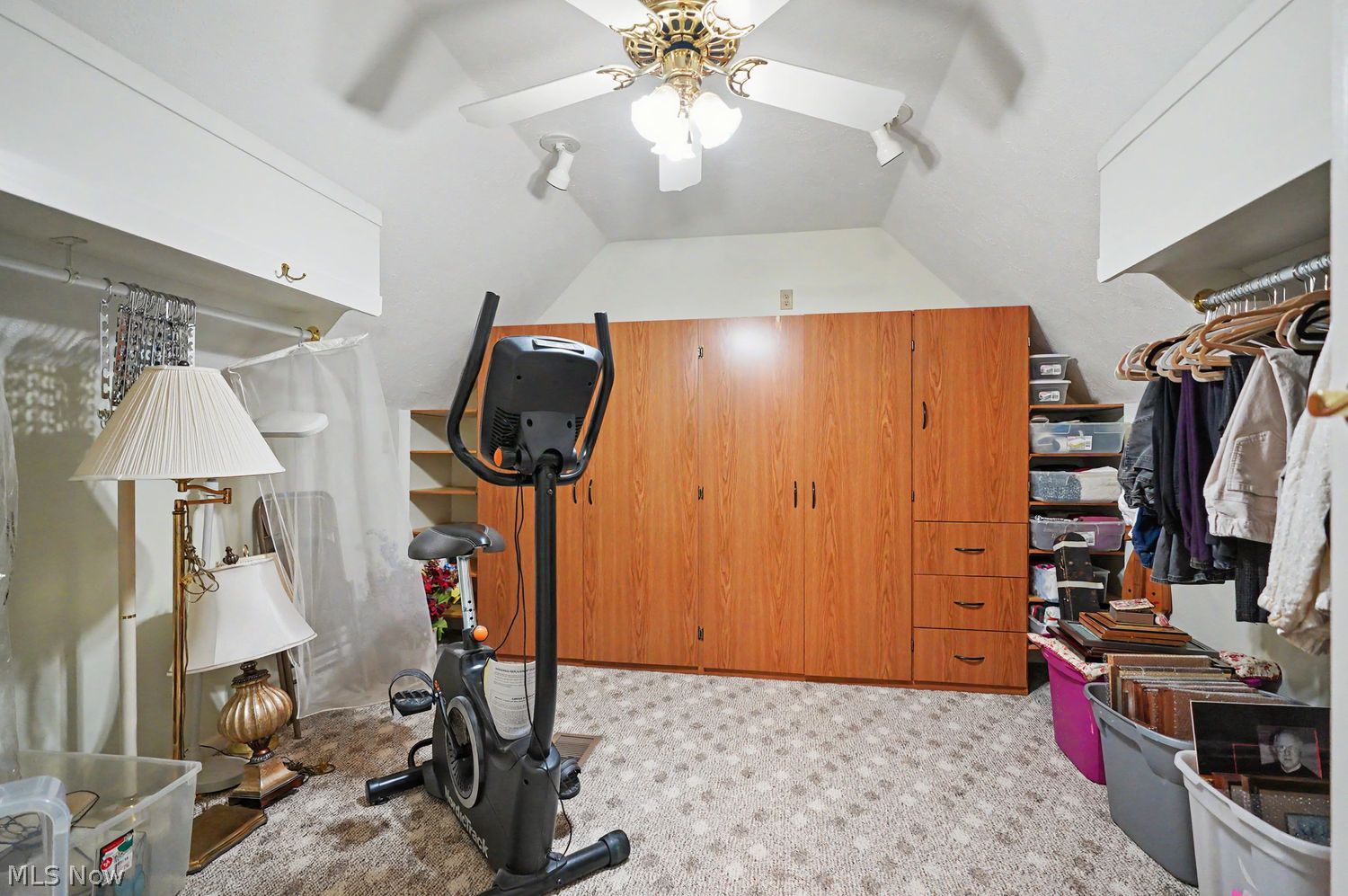 3409 W Prescott Circle Cuyahoga Falls OH 44223