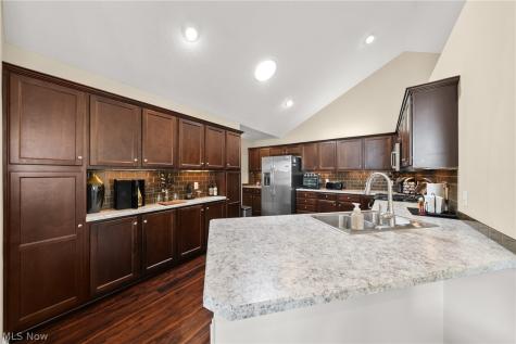 1930 Fairways Drive Streetsboro OH 44241