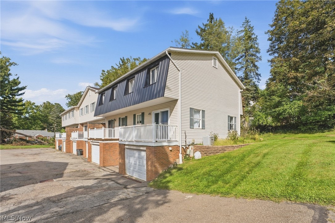 2013 50th Street NW Canton OH 44709