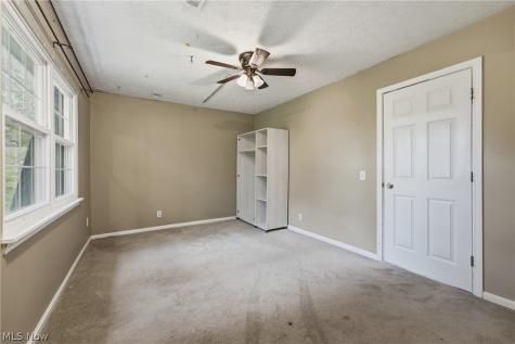 2013 50th Street NW Canton OH 44709