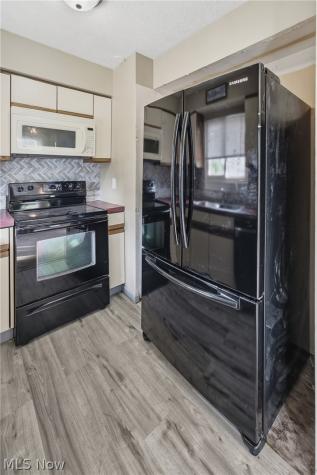 2013 50th Street NW Canton OH 44709
