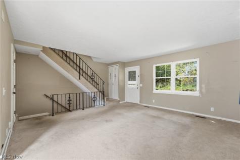 2013 50th Street NW Canton OH 44709