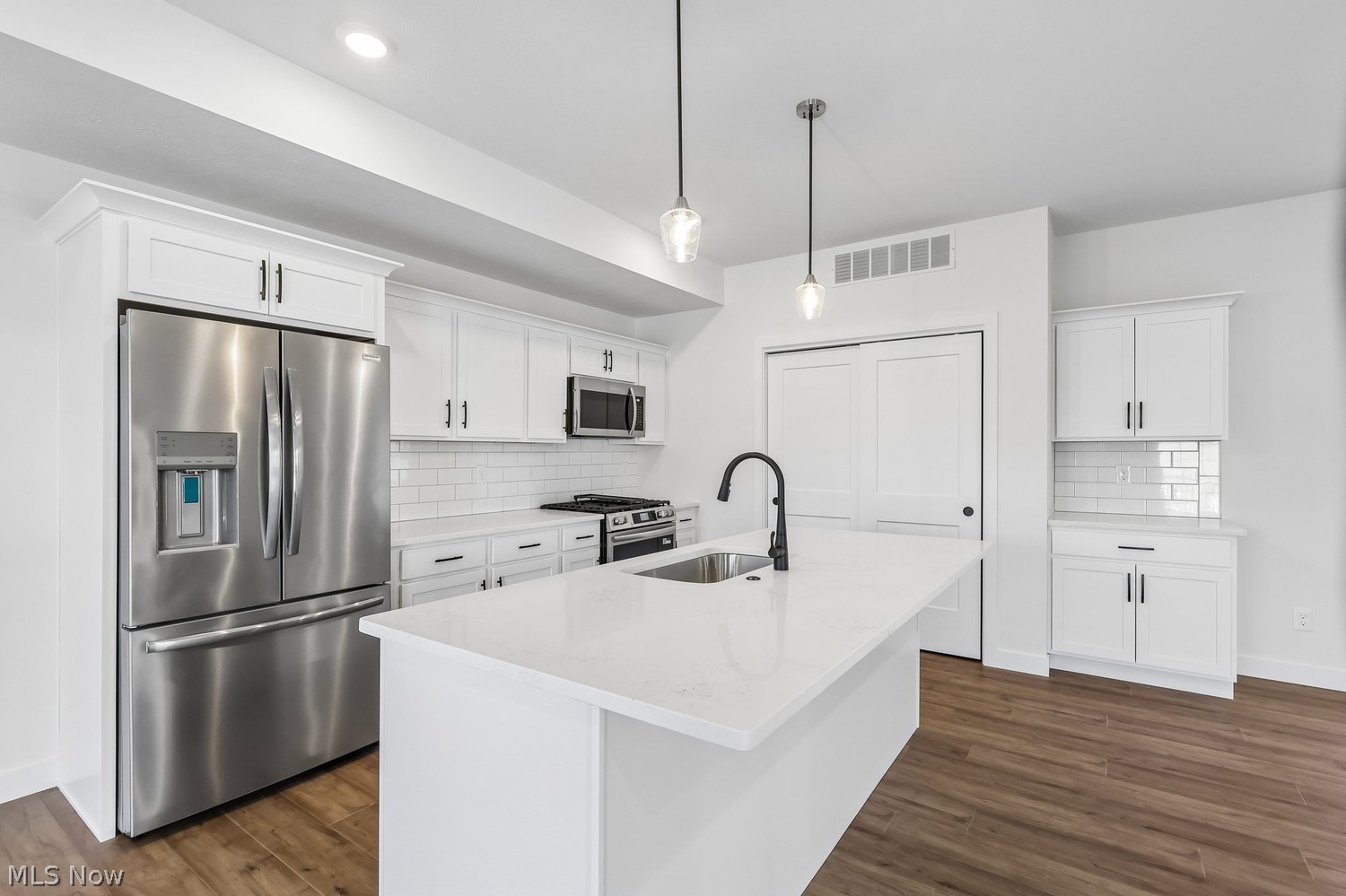 4307 Literary Lane Willoughby OH 44094