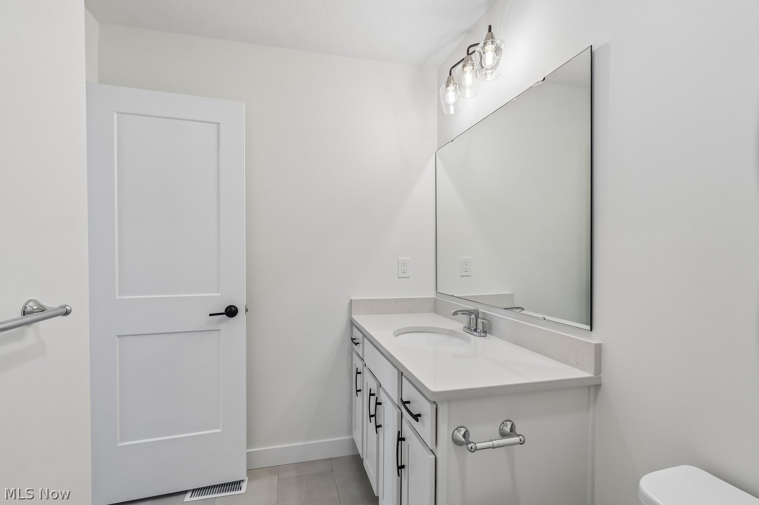 4307 Literary Lane Willoughby OH 44094