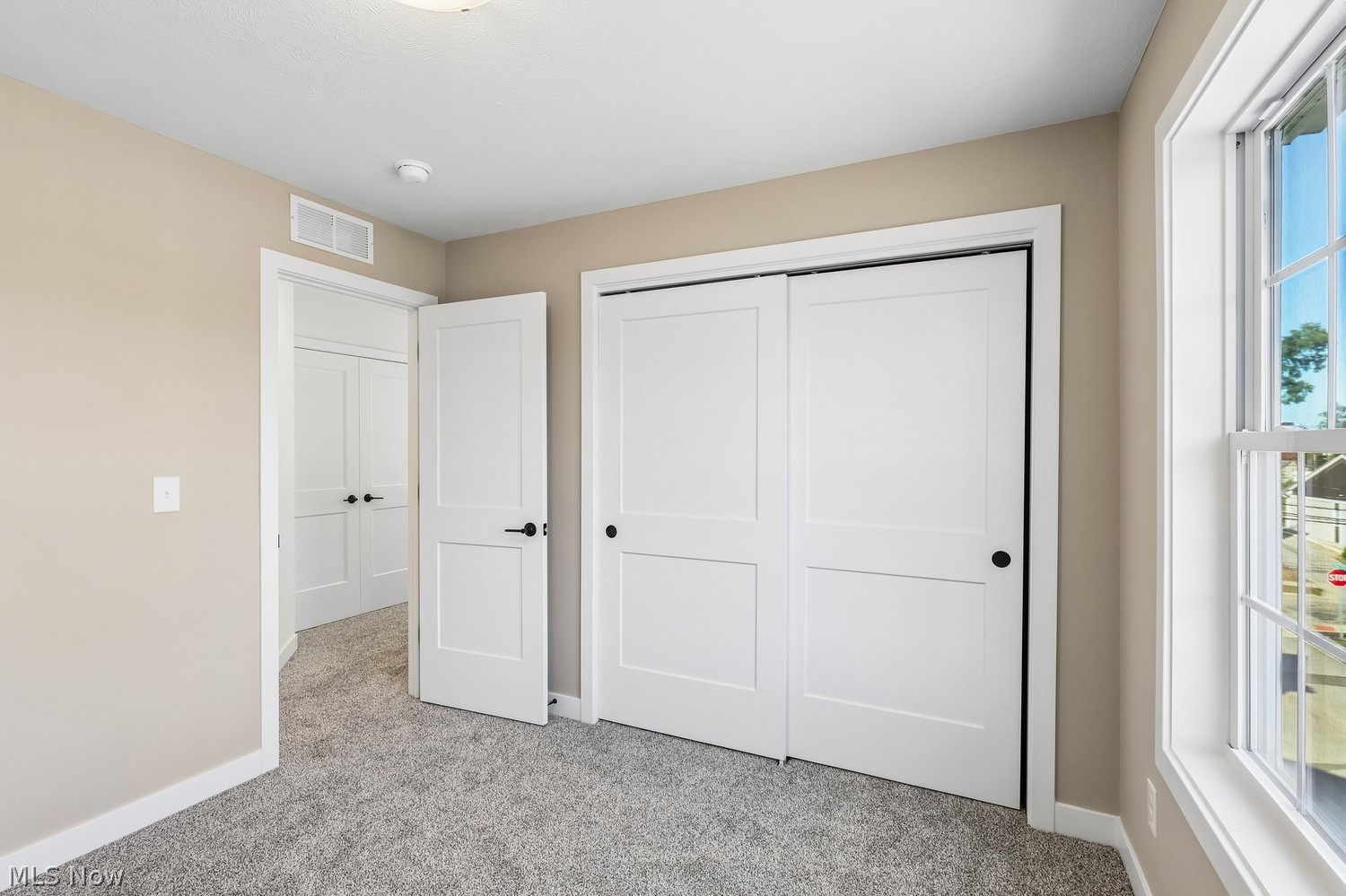 4307 Literary Lane Willoughby OH 44094