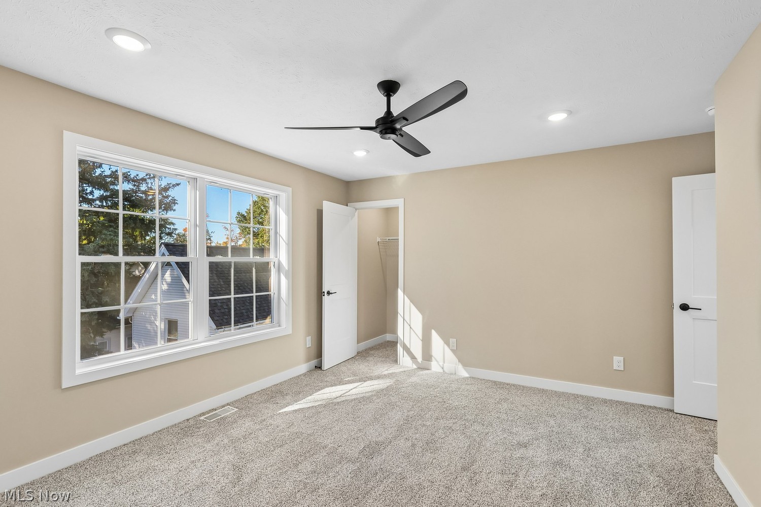 4307 Literary Lane Willoughby OH 44094