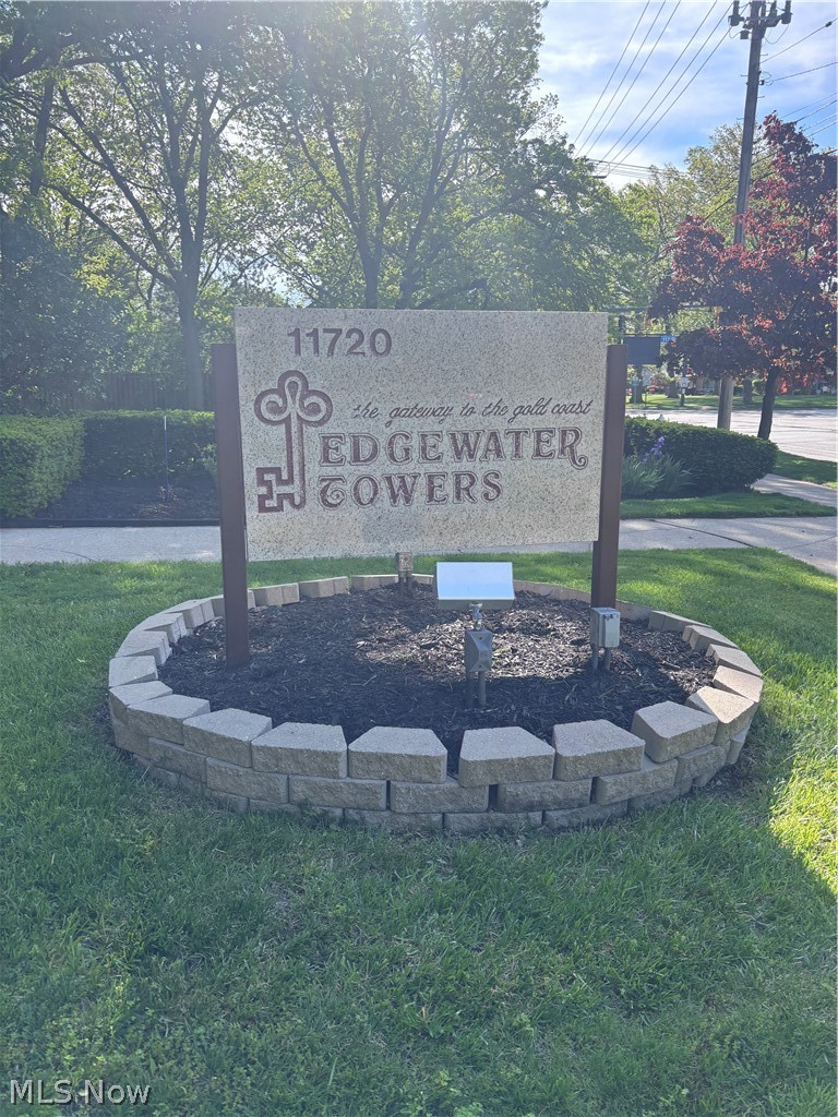 11720 Edgewater Drive Lakewood OH 44107