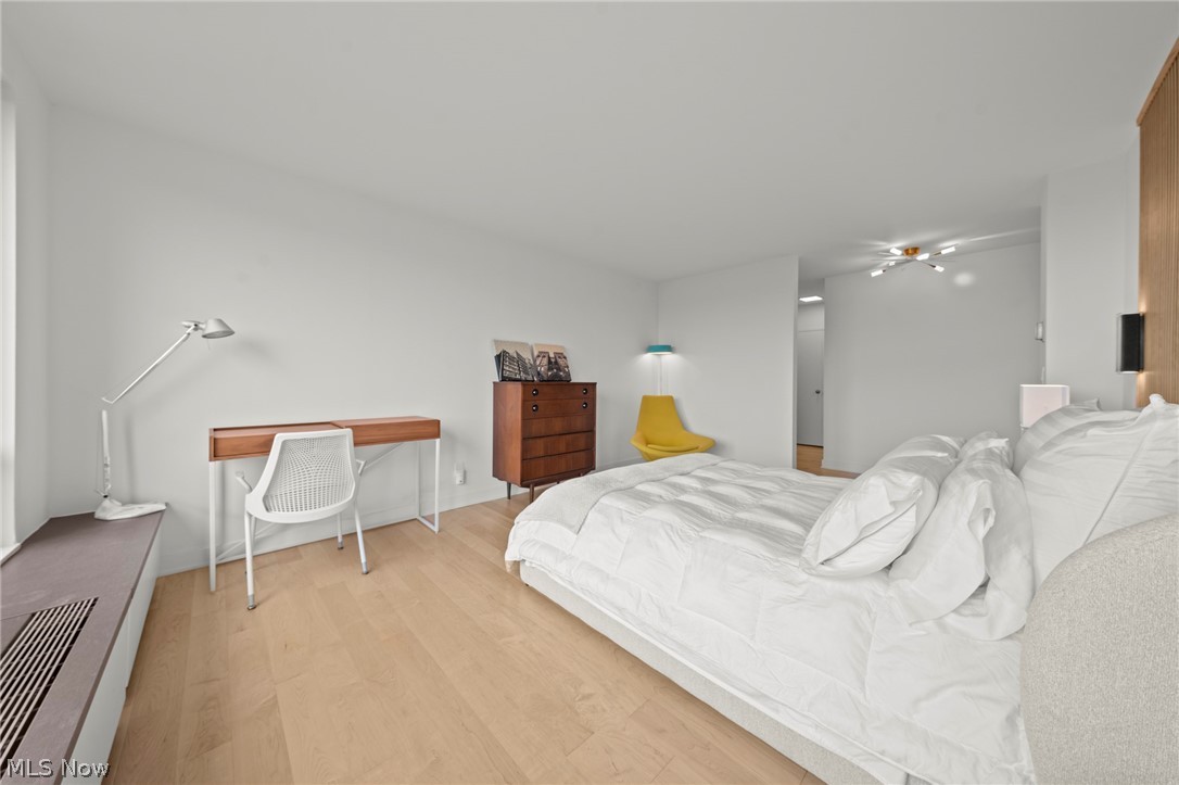 2 Bratenahl Place Bratenahl OH 44108