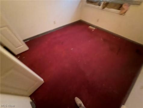 9420 Mount Auburn Avenue Cleveland OH 44104