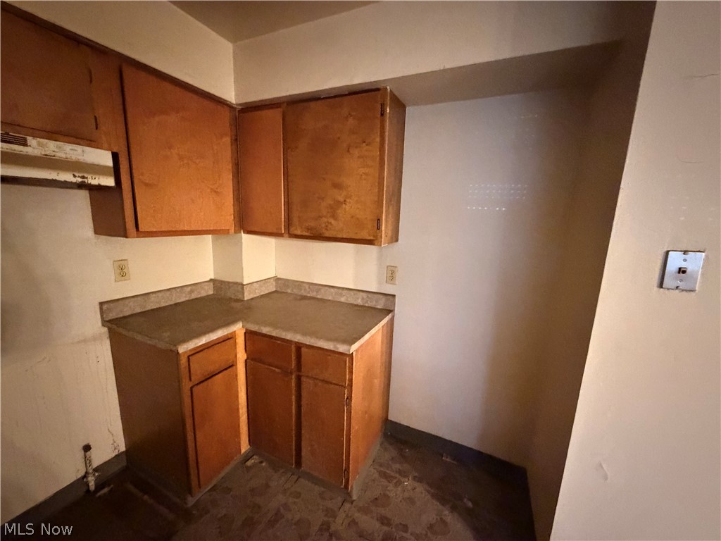 9420 Mount Auburn Avenue Cleveland OH 44104