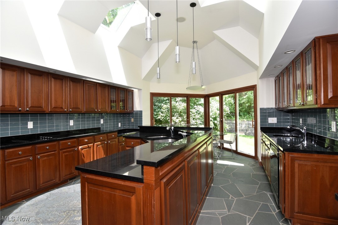 10085 Glen Eagle Lane Twinsburg OH 44087