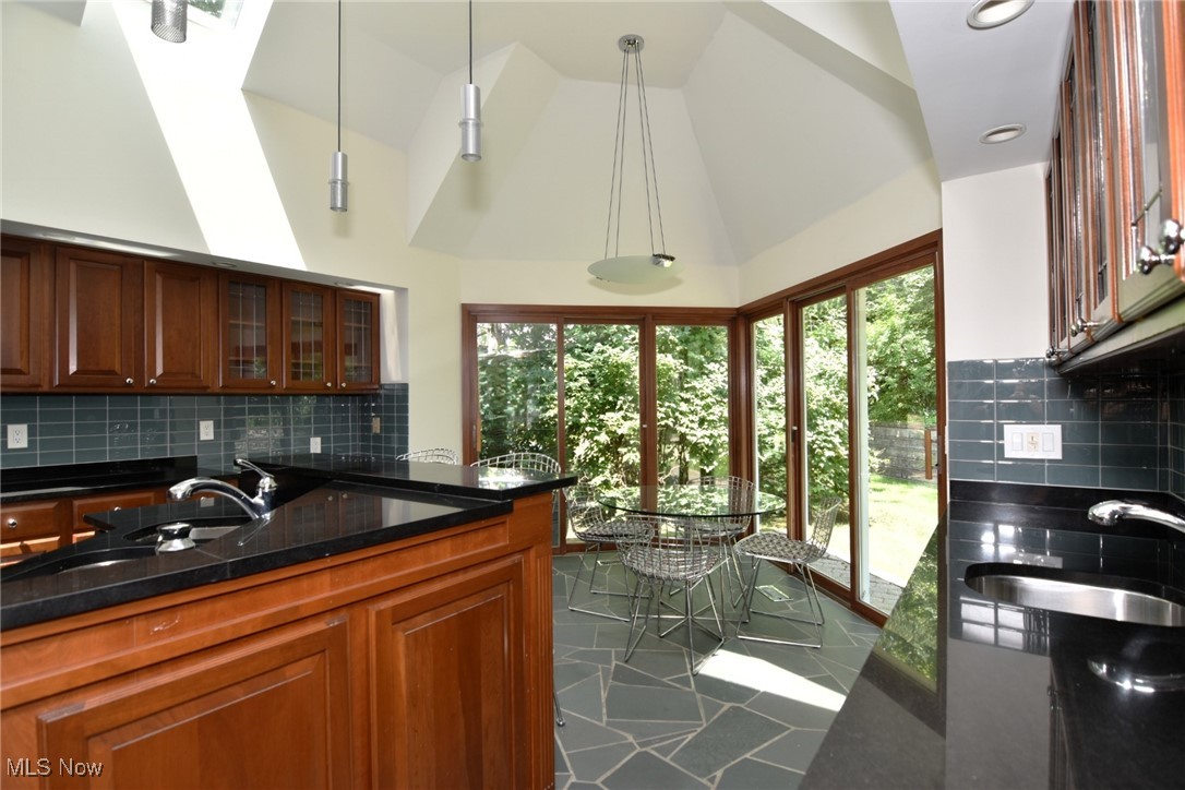 10085 Glen Eagle Lane Twinsburg OH 44087