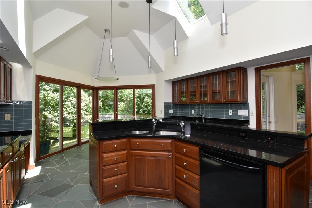 10085 Glen Eagle Lane Twinsburg OH 44087