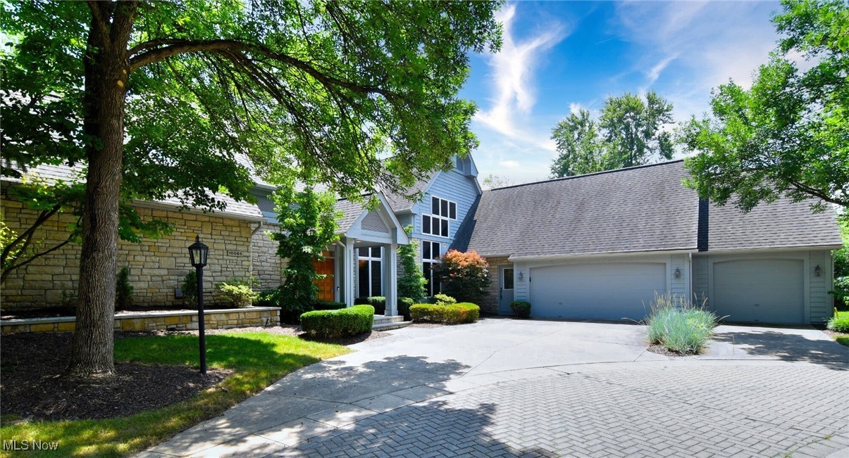 10085 Glen Eagle Lane Twinsburg OH 44087