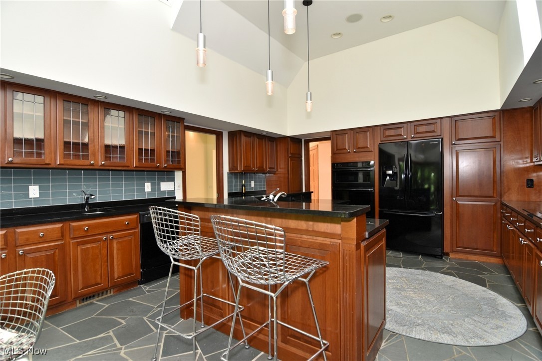 10085 Glen Eagle Lane Twinsburg OH 44087