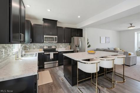 34600 Ethan Way Willoughby OH 44094