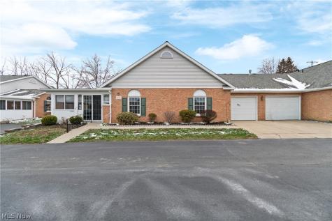 1529 Rhine River Road NW Uniontown OH 44685